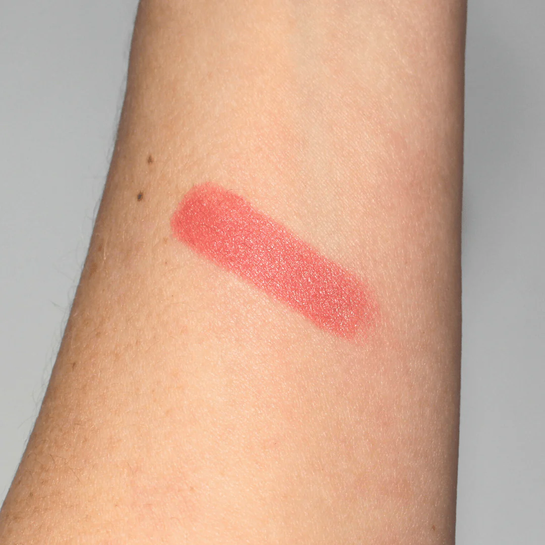 Soft Matte Lipstick - Image 4