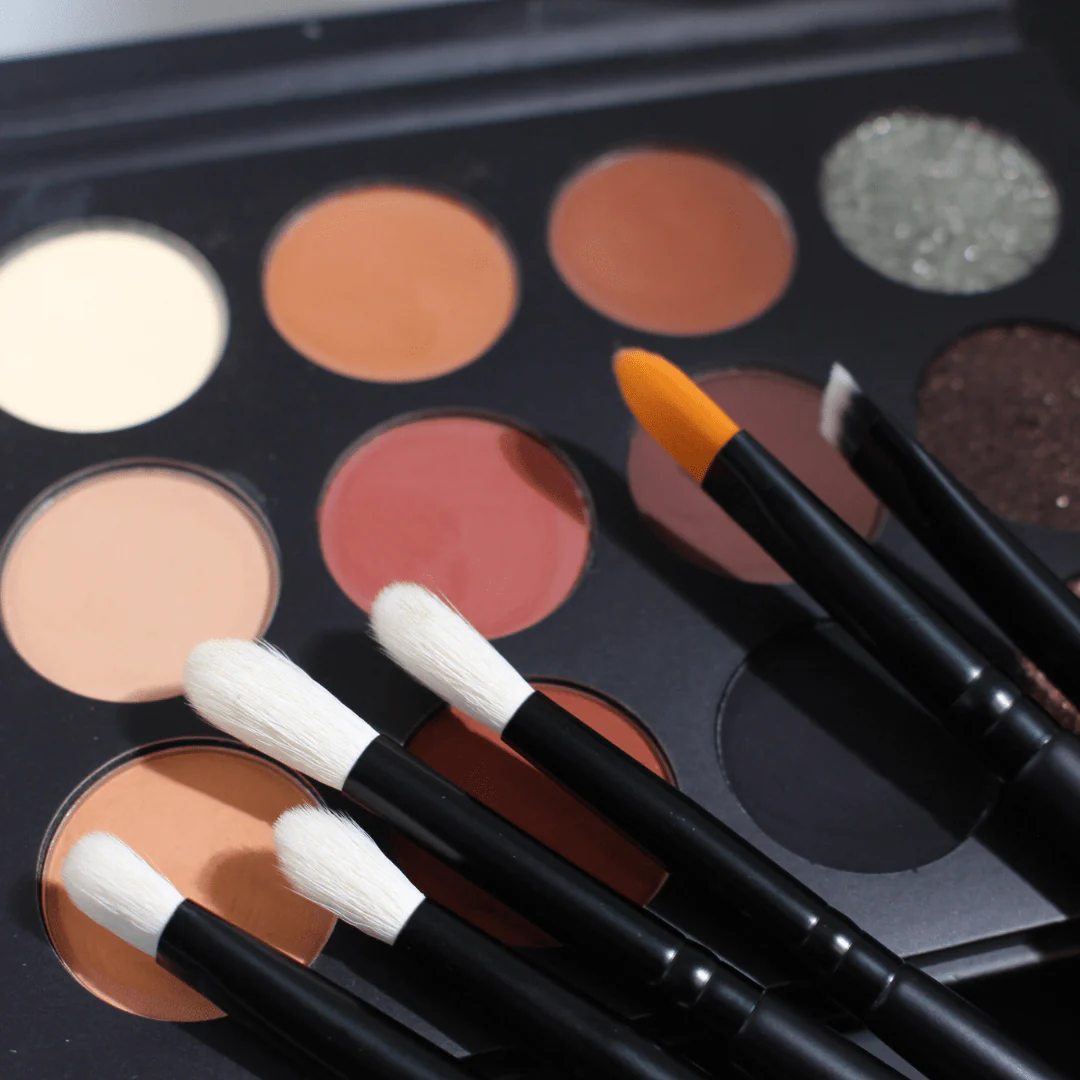 Neutral Glam Eyeshadow Palette - Image 3